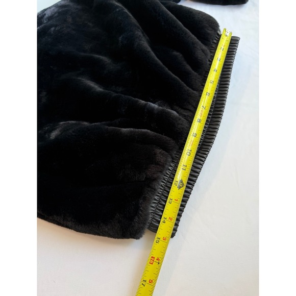 Truth by Republic Black Faux Fur Hooded Bomber Jacket Gold Zip XS NEW - Picture 5 of 9